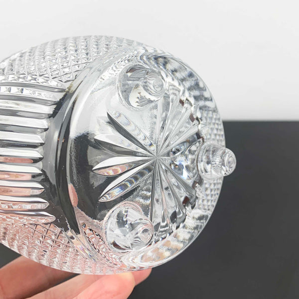 Tri foot small diamond pattern glass jar with lid