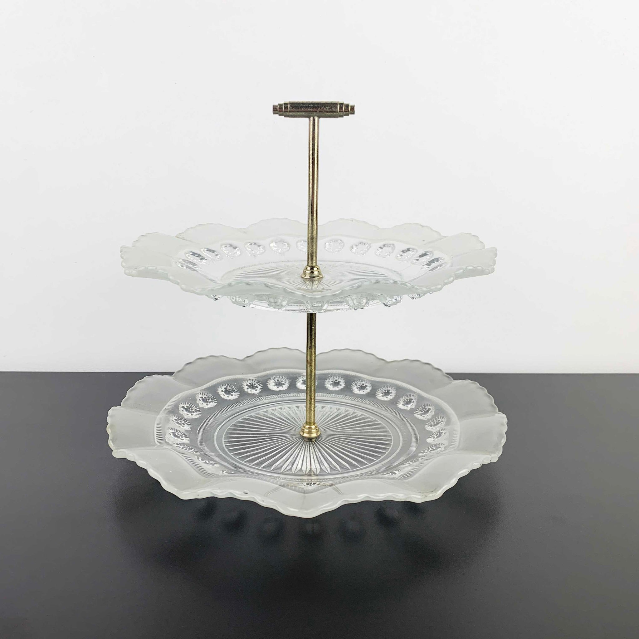 Davidson Glass 'Blackberry Prunt' 2 tier cake and dessert stand