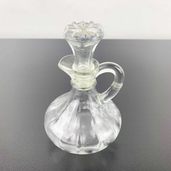 Anchor Hocking oil or vinegar cruet with stopper