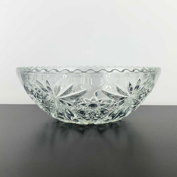 Anchor Hocking Prescut 'Star of David' large serving bowl