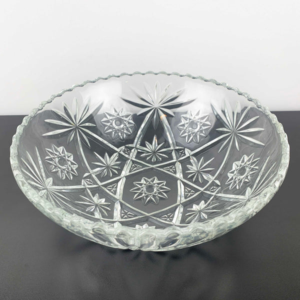 Anchor Hocking Prescut 'Star of David' large serving bowl