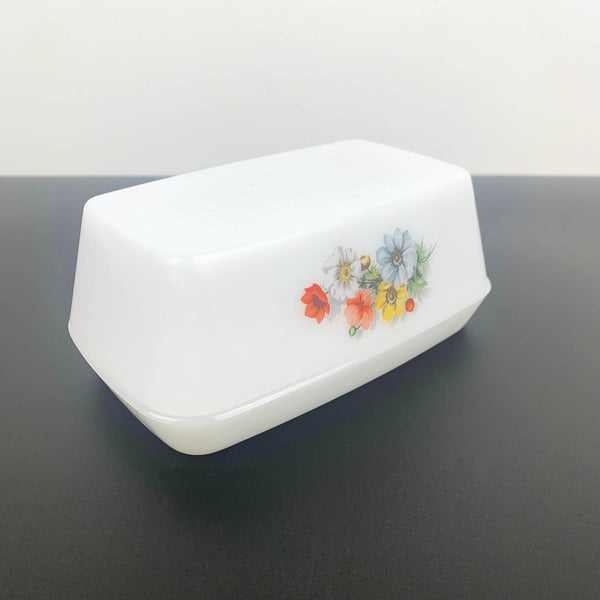 Arcopal 'Anemone' lidded butter dish