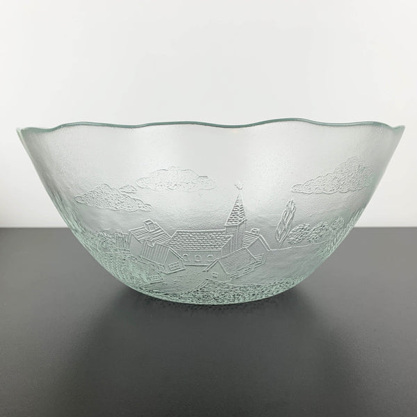 Arcoroc France Rare Glass Serving Bowl with Embossed Wheat Farmer Village Scene