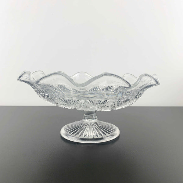 Davidson Glass small footed pedestal bowl with ruffle rim c.1897