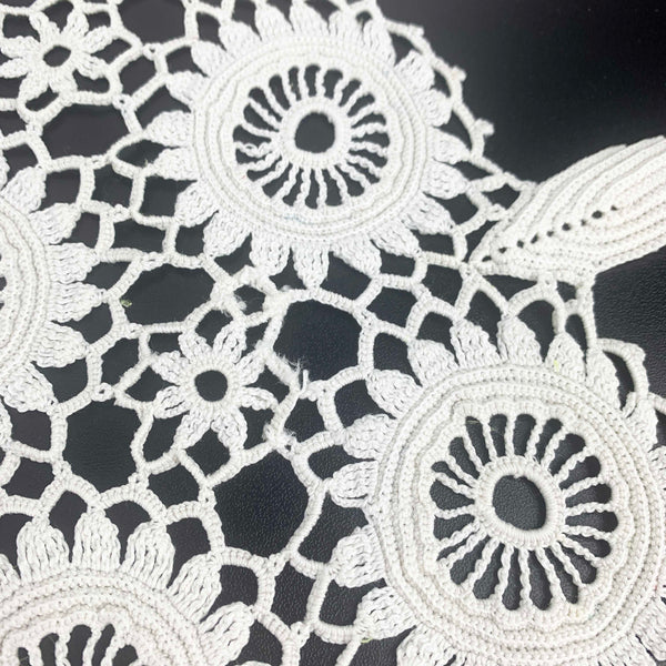 Art Deco Crochet Lace Fringed Supper Cloth