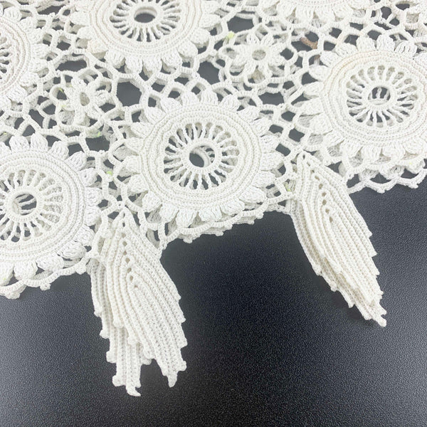 Art Deco Crochet Lace Fringed Supper Cloth