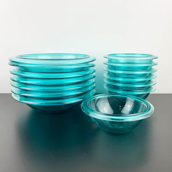 Bormioli Rocco Vitrosax Glass Dinnerware in Aquamarine