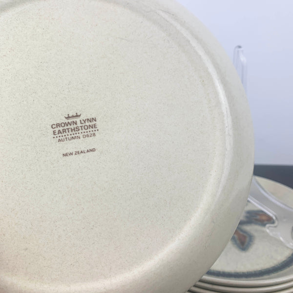 Crown Lynn 'Autumn' dinnerware