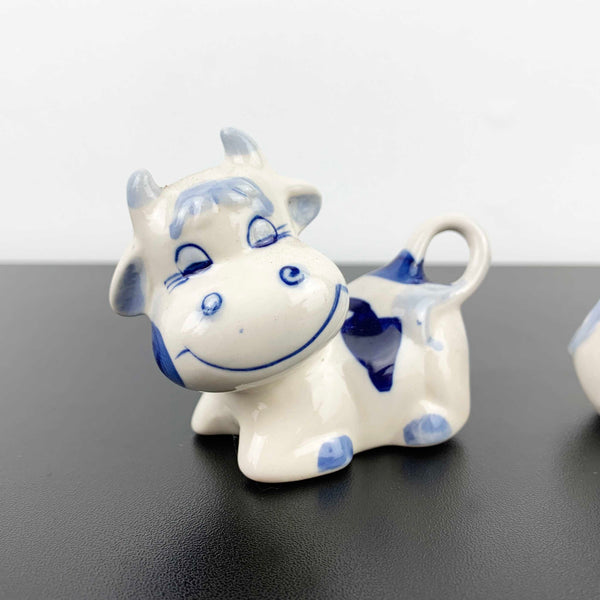 Delft Blue miniature cow figurines - Set of 2
