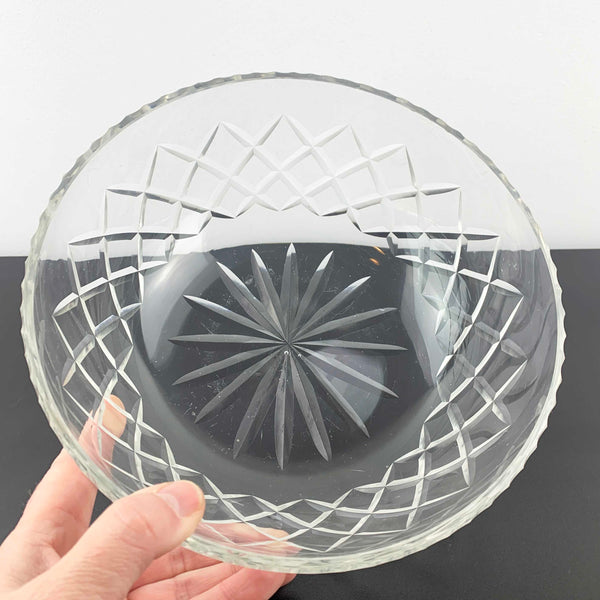 Diamond cut crystal bowl and round footed cake plate - Set of 2