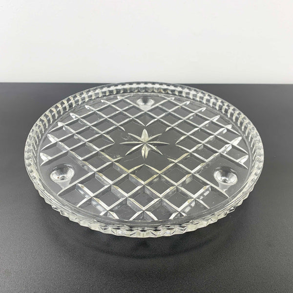 Diamond cut crystal bowl and round footed cake plate - Set of 2