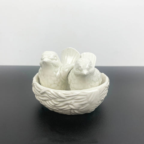 Fitz and Floyd love birds in nest salt and pepper shakers set