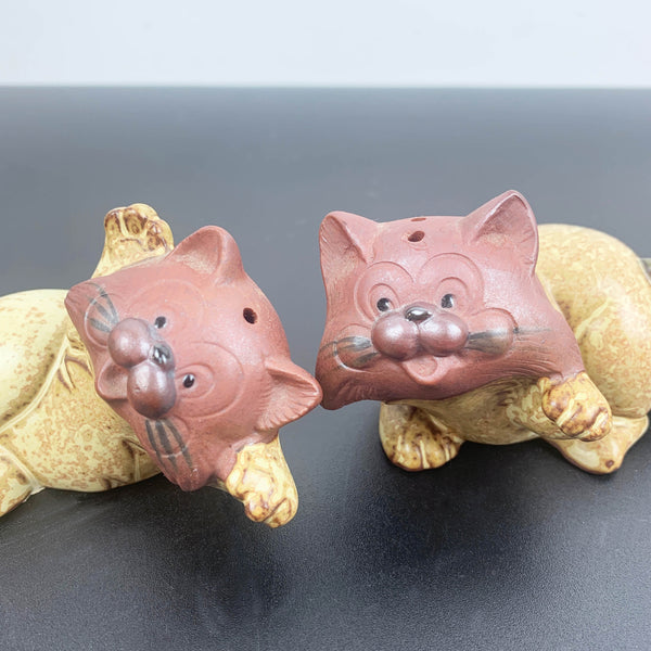 Gempo playful cats salt and pepper shakers