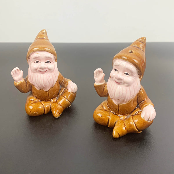 Sitting gnomes salt and pepper shaker set