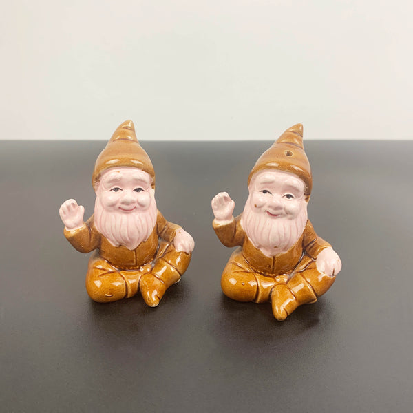 Sitting gnomes salt and pepper shaker set