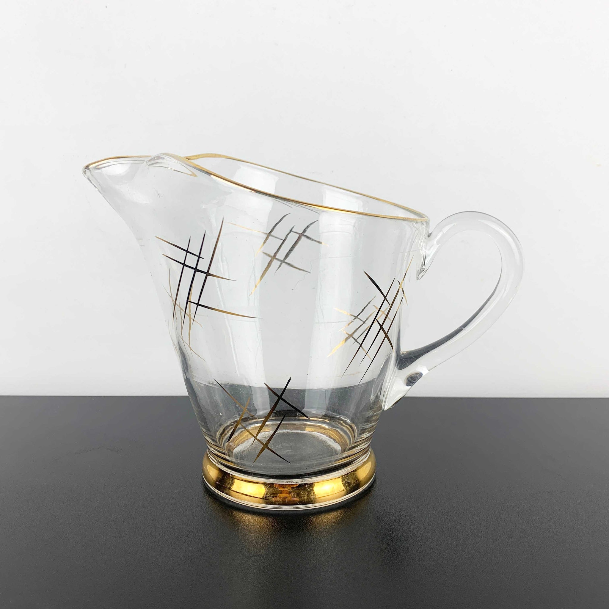 Retro mid century gold hatch patterned jug/pitcher