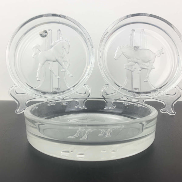 Hoya Crystal Horse reverse etched glass bottle coaster