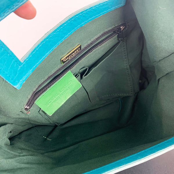 Leonardo Italy teal leather handbag/clutch