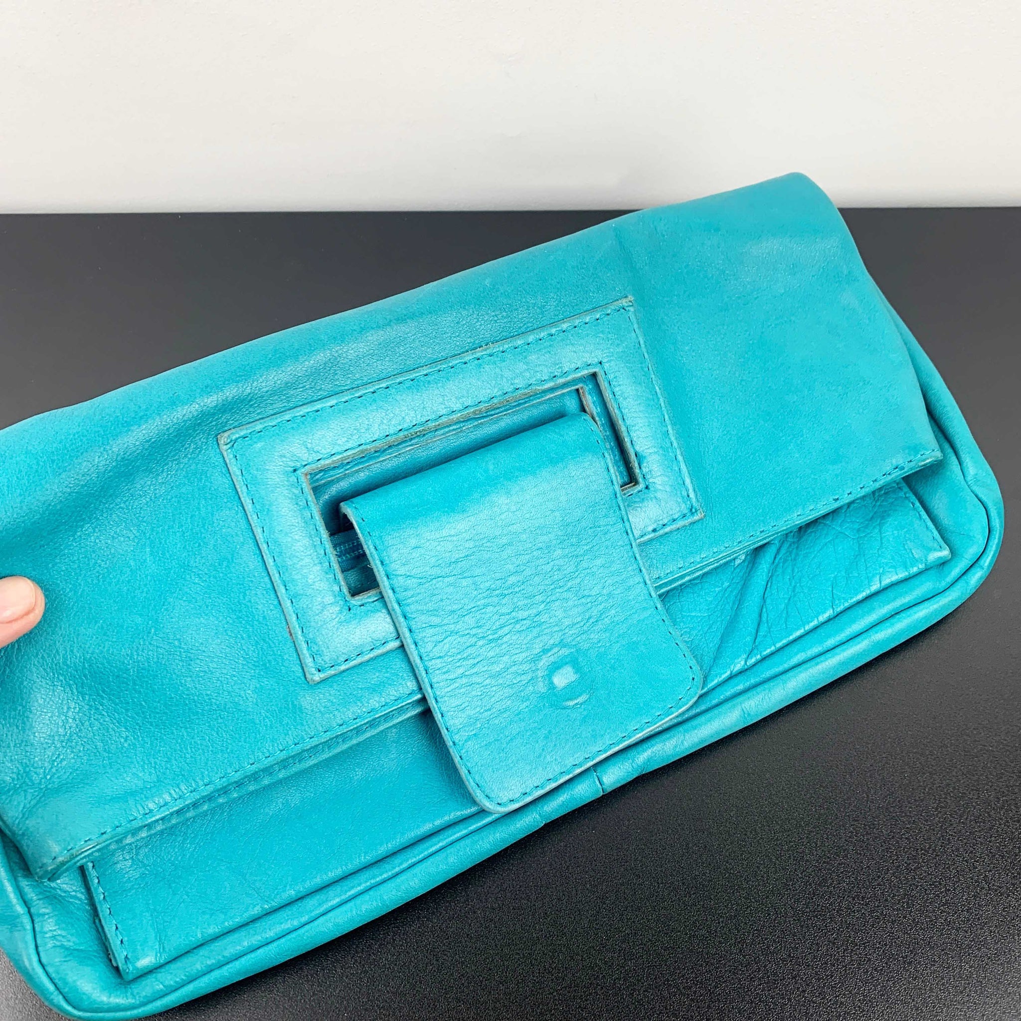 Leonardo Italy teal leather handbag/clutch