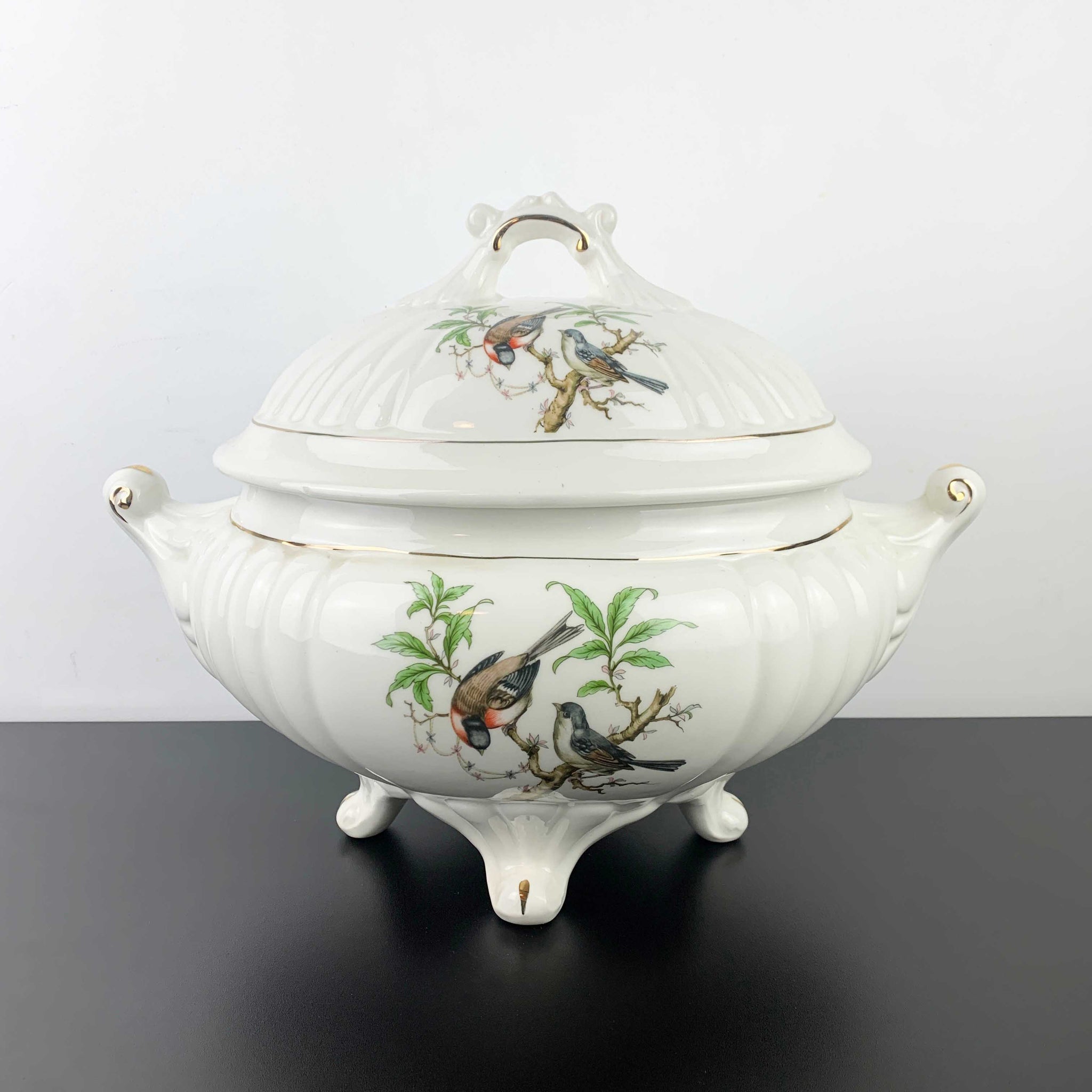 Florentine Italian ceramic bird soup tureen with lid