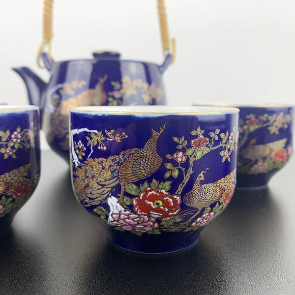 Japanese blue peacock tea pot with 4 cups