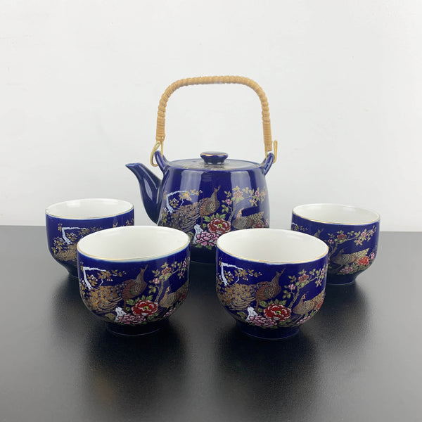 Japanese blue peacock tea pot with 4 cups