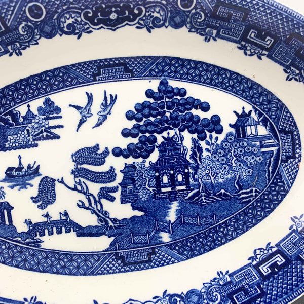 Johnson Brothers Blue Willow small oval vegetable dish