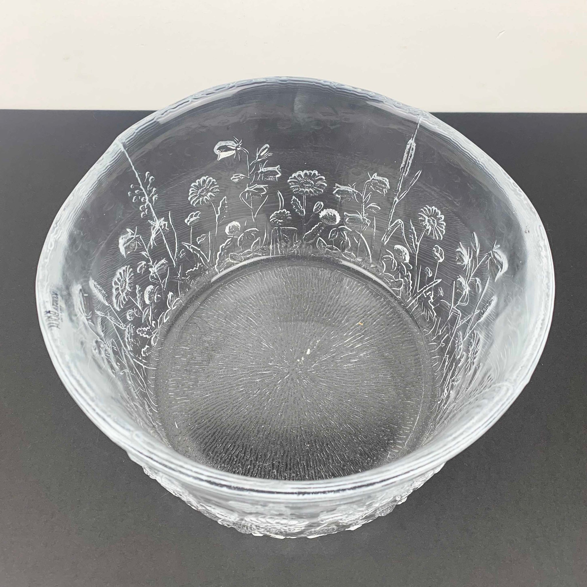Kosta Boda 'Ulla' large serving bowl – Feature Furniture