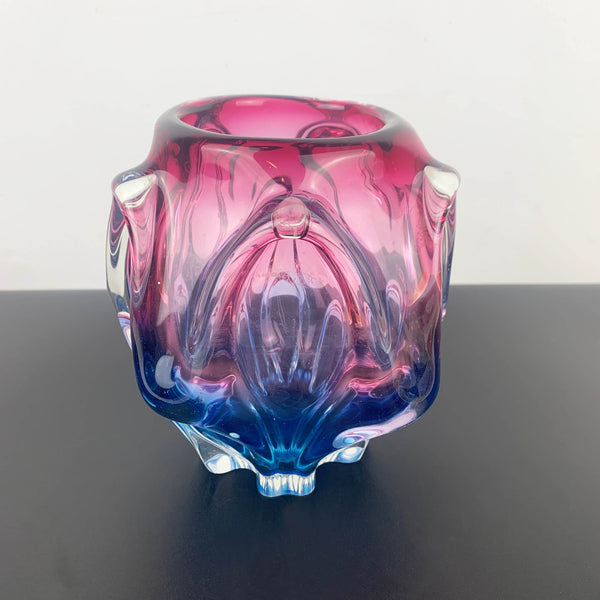 Sanyu Glass (Japan) mid century ombre art glass vase