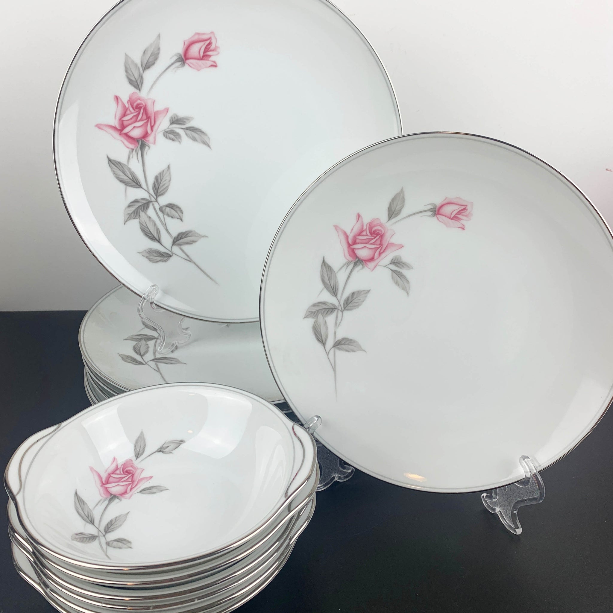 Rose China　食器　12枚セット Made in Occupid Japan, Rose China Set for 12 Dinnerware, 83