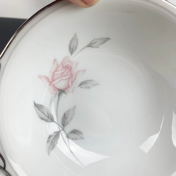 Noritake Japan 'Rosemarie' dinnerware