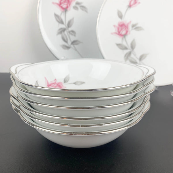 Noritake Japan 'Rosemarie' dinnerware