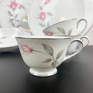 Noritake Japan 'Rosemarie' dinnerware