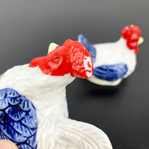 Rooster and hen salt and pepper shakers