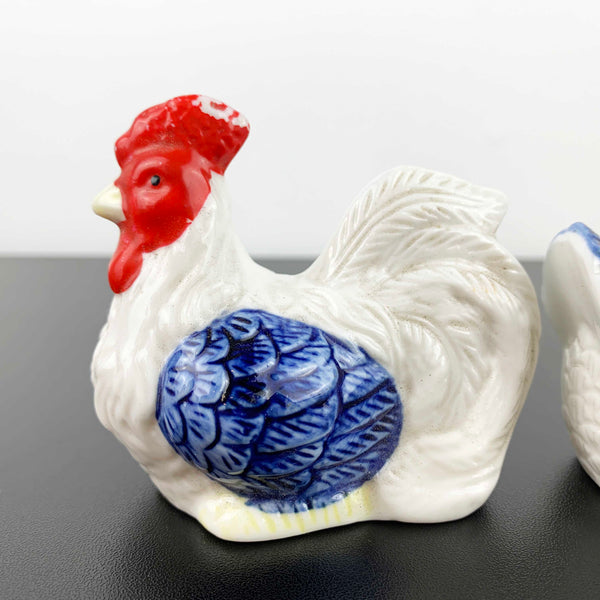 Rooster and hen salt and pepper shakers