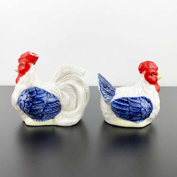 Rooster and hen salt and pepper shakers