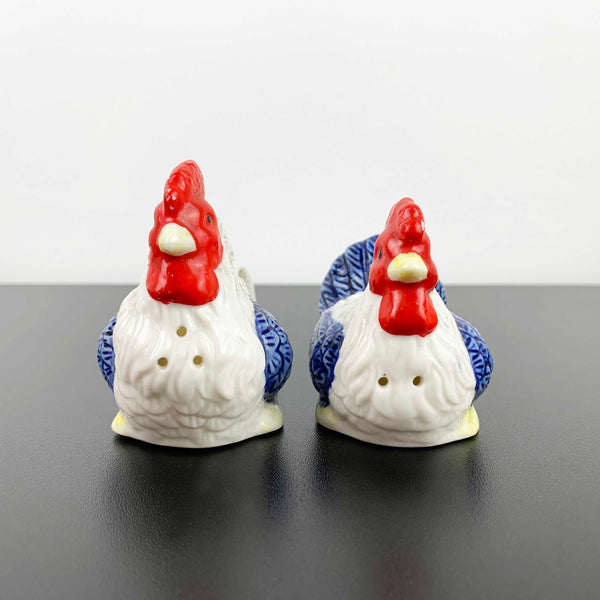 Rooster and hen salt and pepper shakers