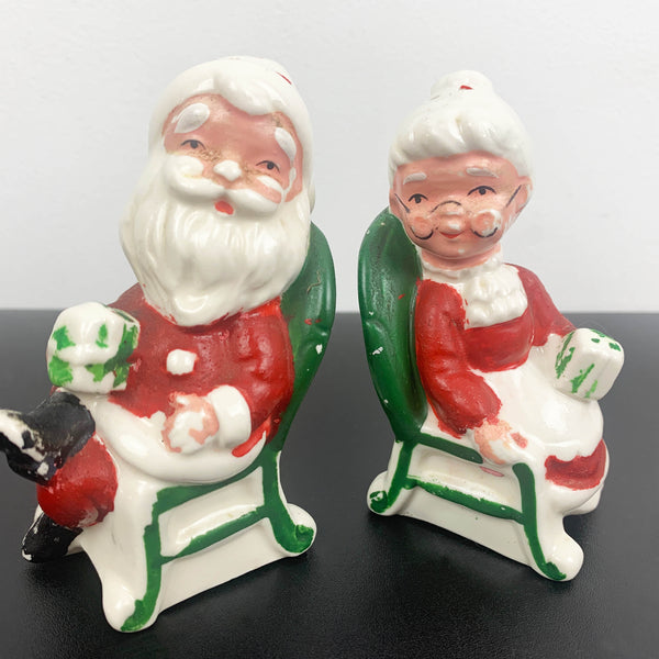 Santa and Mrs Claus vintage salt and pepper shakers