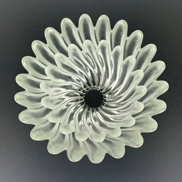 Pair of Studio Nova (Mikasa) Solaris Bowls nested one inside the other