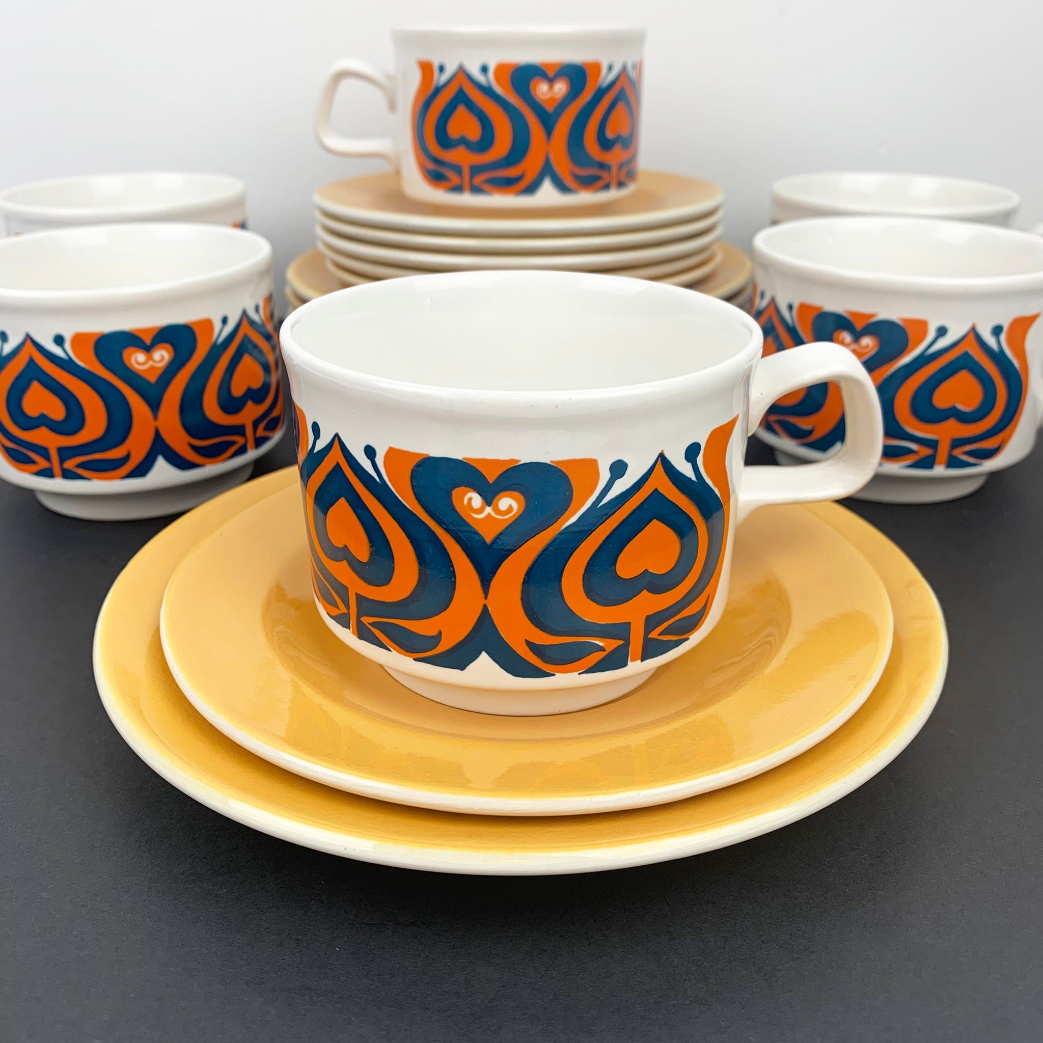staffordshire potteries トリオセット 5客セット Staffordshirecups3_2048x.jpg?v