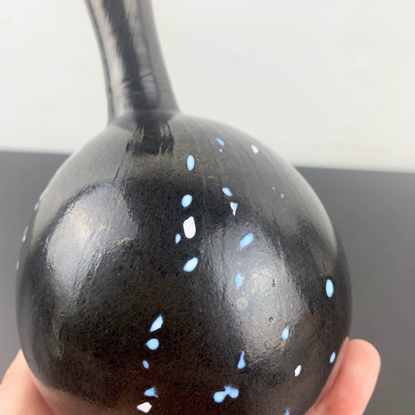 Speckled bulb style bud vase by Studiolasi, Finland