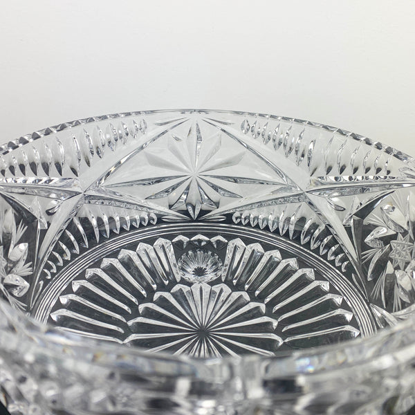 Crystal Pinwheel and Star Tri Foot Presentation Bowl