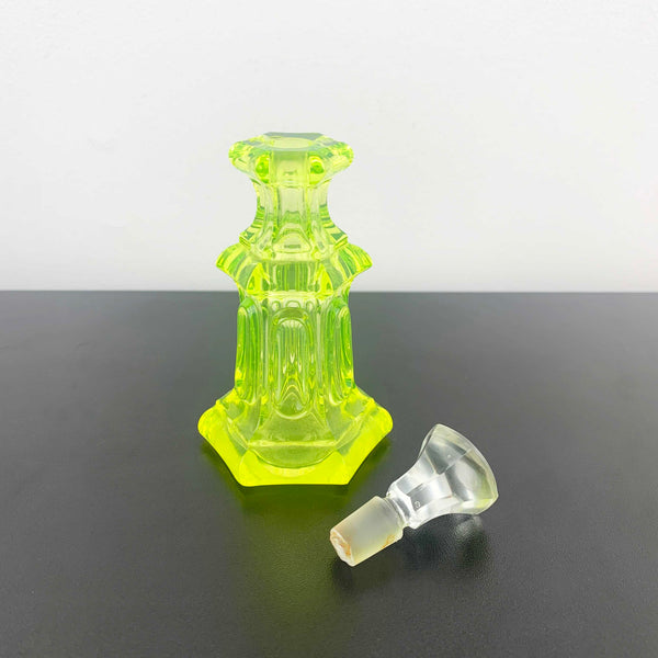 Art deco style uranium glass perfume bottle with clear stopper
