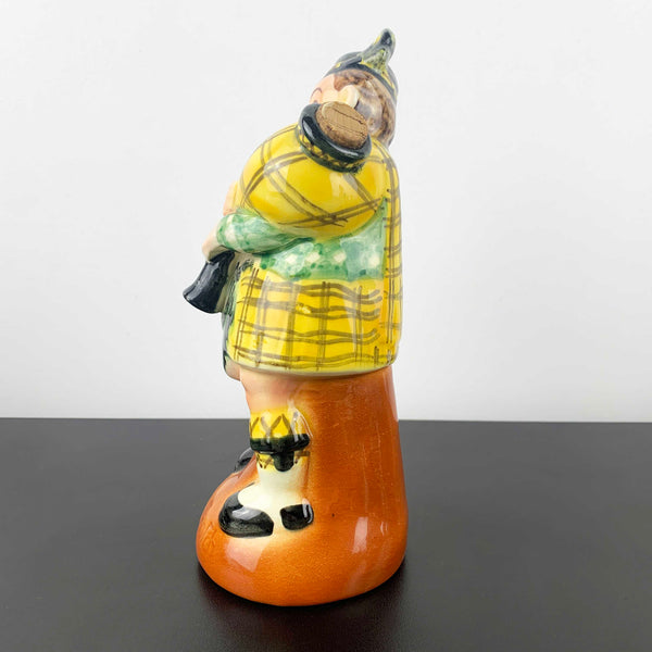 Scottish bagpipe player novelty 'Wee Scotch' decanter
