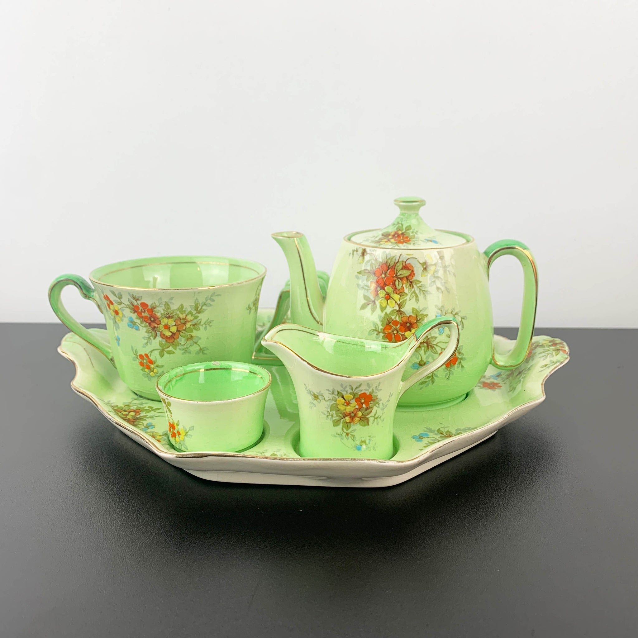 Royal Winton Grimwades 1930s Green Floral Breakfast Set - Complete 6 pieces
